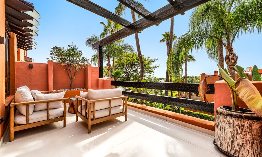 Prestigieus townhouse te koop in een exclusief wooncomplex op de Golden Mile van Marbella 785423