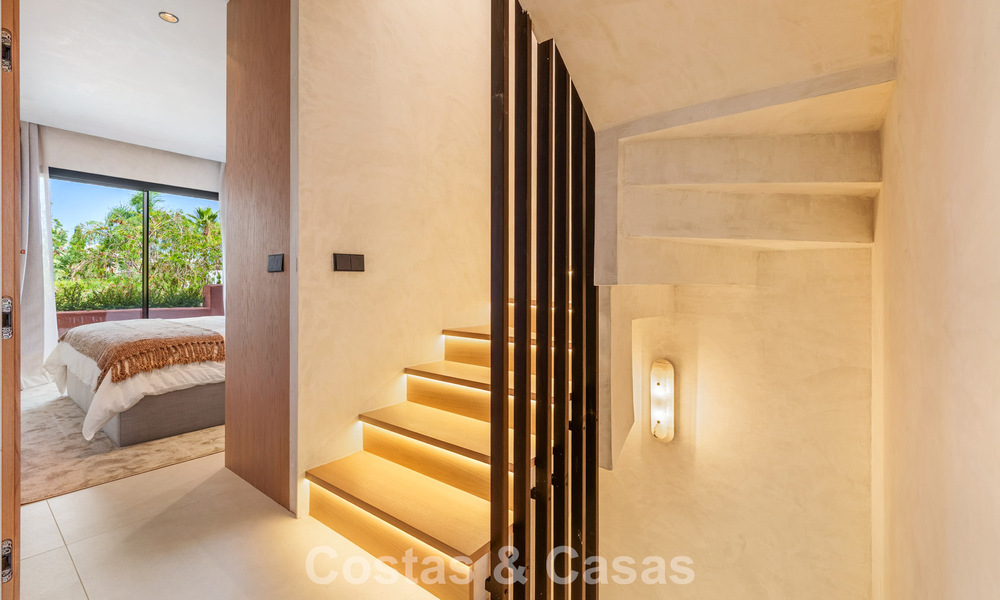 Prestigieus townhouse te koop in een exclusief wooncomplex op de Golden Mile van Marbella 785433