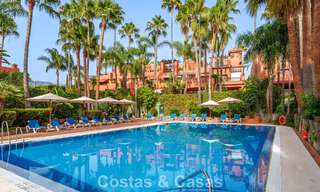 Prestigieus townhouse te koop in een exclusief wooncomplex op de Golden Mile van Marbella 785450 