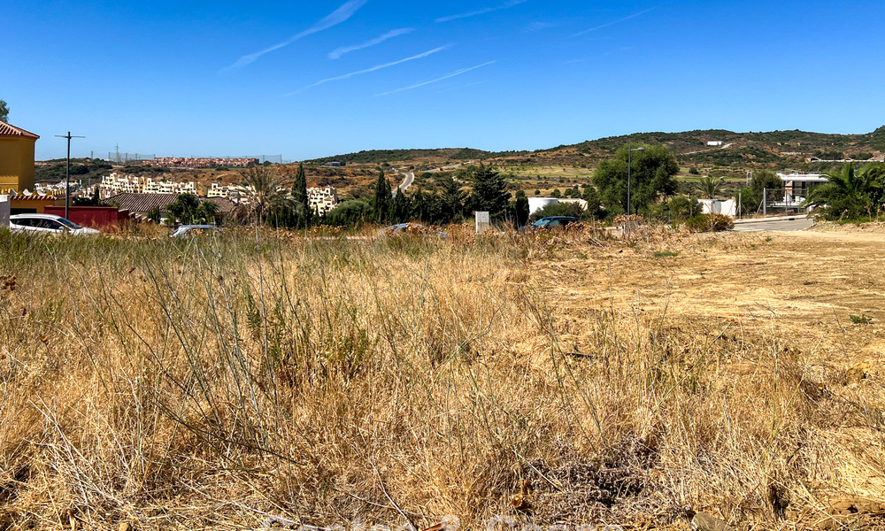 Prachtige bouwgrond te koop met mooi uitzicht, om uw droomvilla te bouwen – Valle Romano, Estepona West 785458