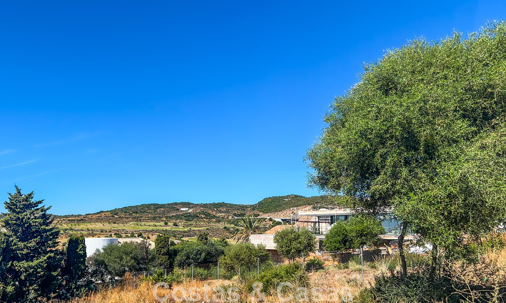 Prachtige bouwgrond te koop met mooi uitzicht, om uw droomvilla te bouwen – Valle Romano, Estepona West 785460