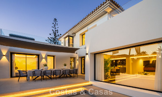 Schitterende eerstelijnsgolf luxevilla te koop in het hart van Nueva Andalucia, Marbella 785593 