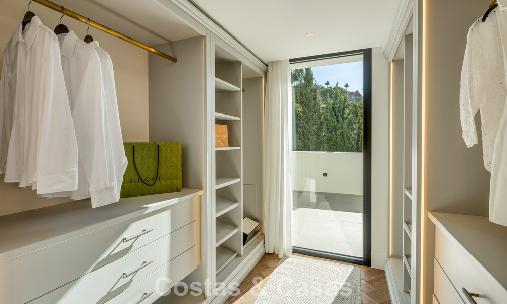 Schitterende eerstelijnsgolf luxevilla te koop in het hart van Nueva Andalucia, Marbella 785601