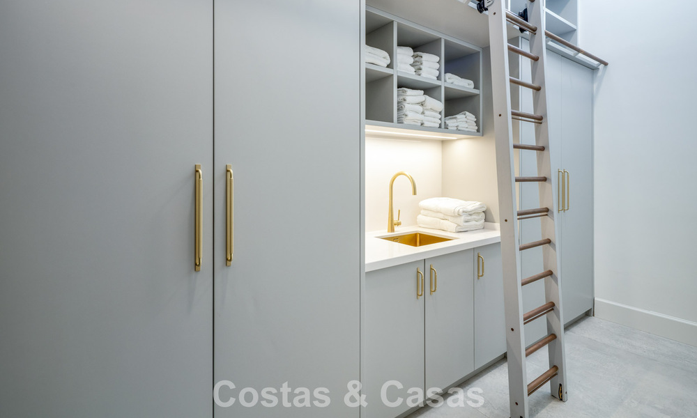 Schitterende eerstelijnsgolf luxevilla te koop in het hart van Nueva Andalucia, Marbella 785609