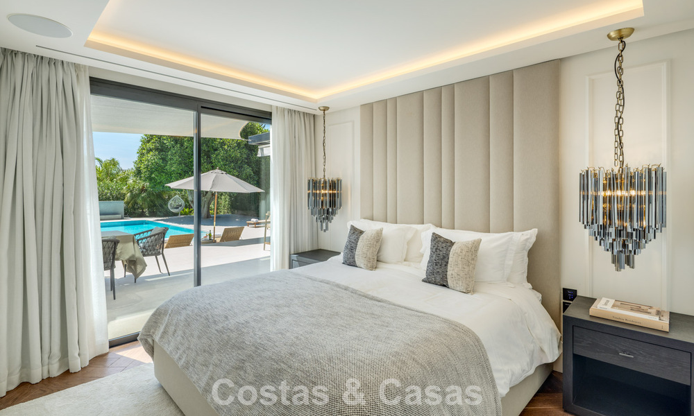 Schitterende eerstelijnsgolf luxevilla te koop in het hart van Nueva Andalucia, Marbella 785616