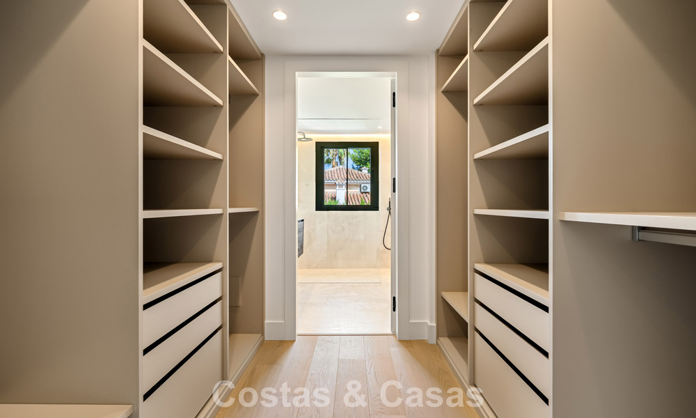 Royale luxevilla met moderne mediterrane architectuur te koop op Marbella’s Golden Mile 785558