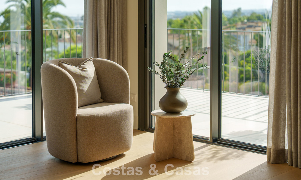 Royale luxevilla met moderne mediterrane architectuur te koop op Marbella’s Golden Mile 785580