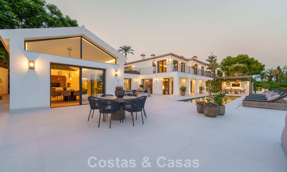 Royale luxevilla met moderne mediterrane architectuur te koop op Marbella’s Golden Mile 785586