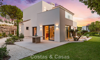 Moderne Spaanse luxevilla te koop op de tweede lijn van een golfbaan in een bevoorrechte villawijk, Benahavis - Marbella 785763 