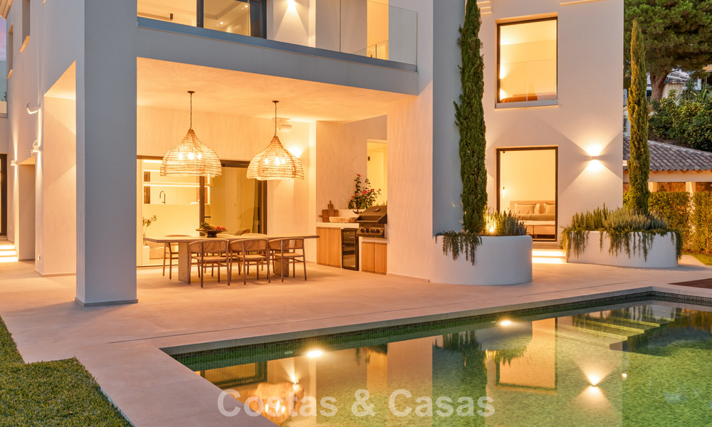 Moderne Spaanse luxevilla te koop op de tweede lijn van een golfbaan in een bevoorrechte villawijk, Benahavis - Marbella 785766