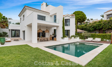 Moderne Spaanse luxevilla te koop op de tweede lijn van een golfbaan in een bevoorrechte villawijk, Benahavis - Marbella 785770
