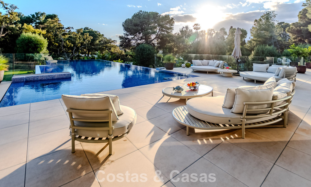 Majestueus meesterwerk te koop in een strakke, moderne stijl in een beveiligde villawijk van Sotogrande, Costa del Sol 786184