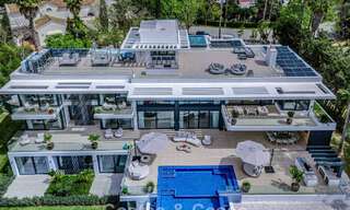 Majestueus meesterwerk te koop in een strakke, moderne stijl in een beveiligde villawijk van Sotogrande, Costa del Sol 786189 