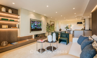 Instapklaar, luxe appartement te koop aan het strand op de New Golden Mile tussen Marbella en Estepona 785967 