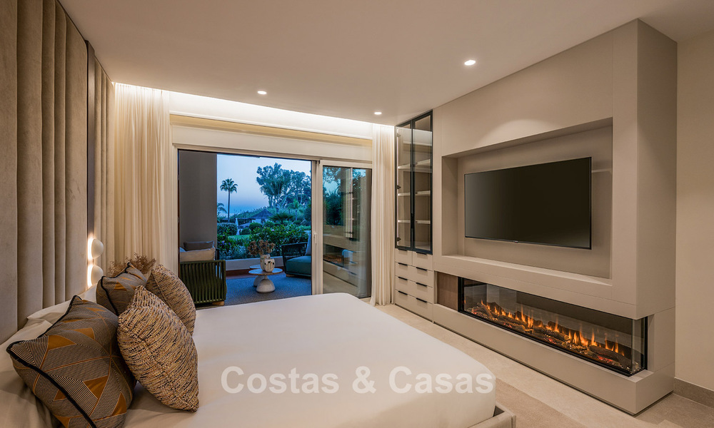 Instapklaar, luxe appartement te koop aan het strand op de New Golden Mile tussen Marbella en Estepona 785977