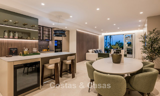 Instapklaar, luxe appartement te koop aan het strand op de New Golden Mile tussen Marbella en Estepona 785983 