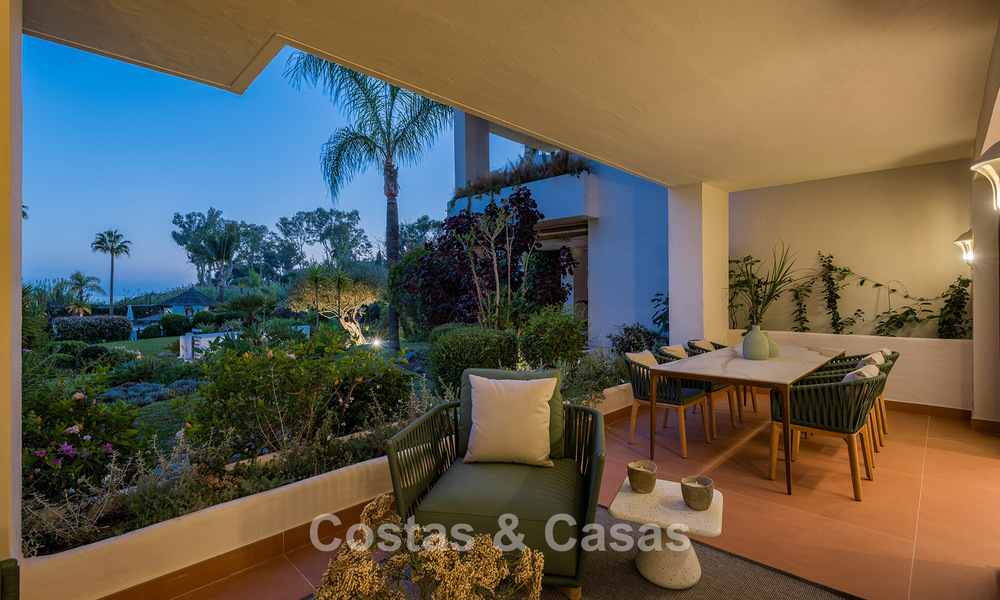 Instapklaar, luxe appartement te koop aan het strand op de New Golden Mile tussen Marbella en Estepona 785984