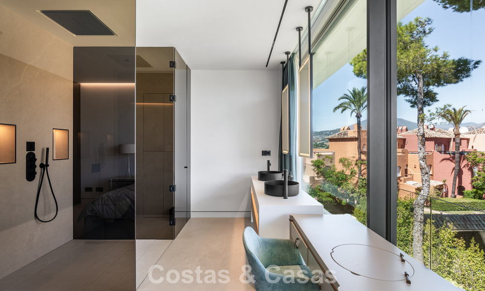 Instapklare woning met modern design, gelegen aan de rand van Nueva Andalucía en Marbella’s Golden Mile 785992