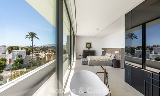 Instapklare woning met modern design, gelegen aan de rand van Nueva Andalucía en Marbella’s Golden Mile 785995 