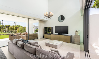 Instapklare woning met modern design, gelegen aan de rand van Nueva Andalucía en Marbella’s Golden Mile 786006 