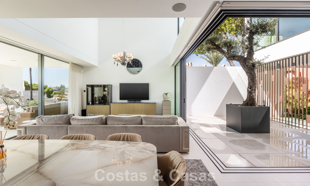 Instapklare woning met modern design, gelegen aan de rand van Nueva Andalucía en Marbella’s Golden Mile 786007