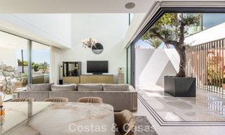 Instapklare woning met modern design, gelegen aan de rand van Nueva Andalucía en Marbella’s Golden Mile 786007 