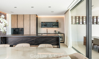 Instapklare woning met modern design, gelegen aan de rand van Nueva Andalucía en Marbella’s Golden Mile 786009 