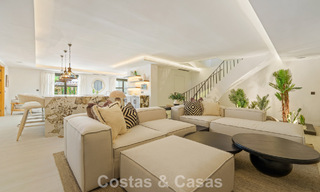 Statige luxevilla te koop in een begeerde villawijk in het hart van Nueva Andalucia, Marbella 790405 