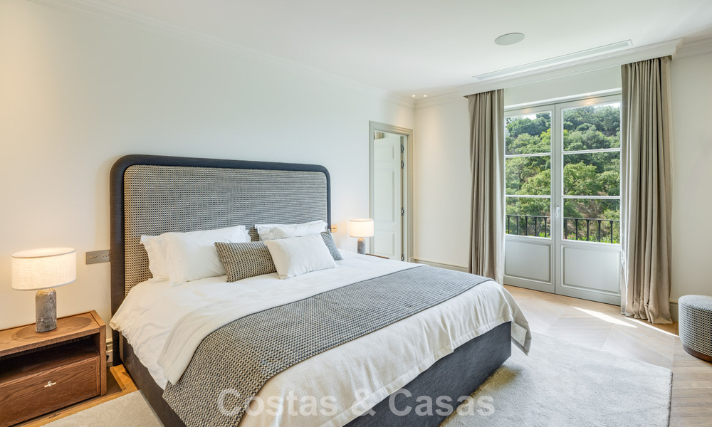 Sublieme boutique villa te koop, omgeven door weelderig groen in het exclusieve La Zagaleta resort in Marbella - Benahavis 786143