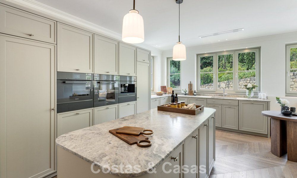 Sublieme boutique villa te koop, omgeven door weelderig groen in het exclusieve La Zagaleta resort in Marbella - Benahavis 786172