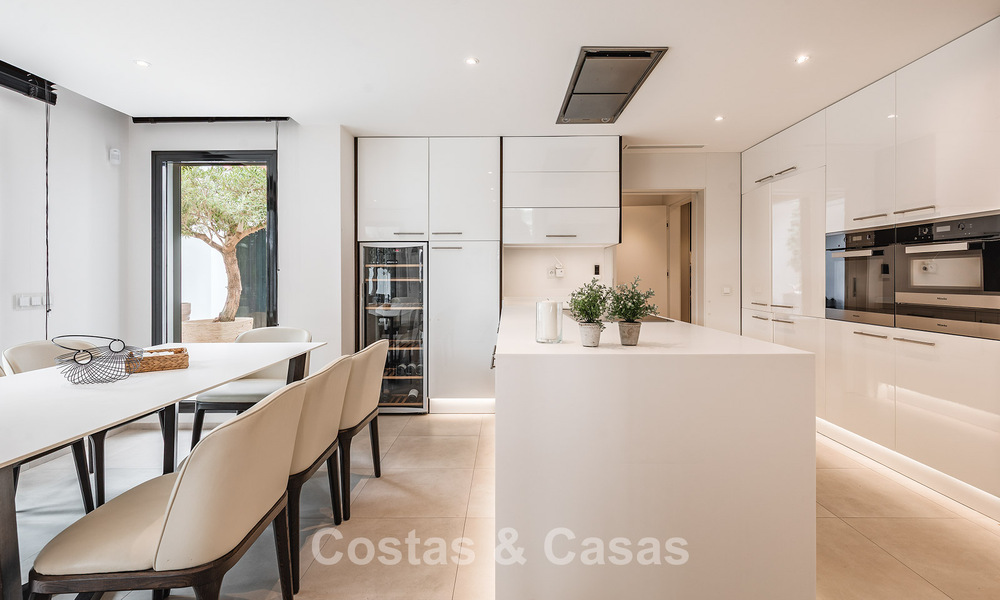 Ruime villa met zeezicht en een separaat gastenverblijf te koop in El Madroñal in Benahavis - Marbella 786441