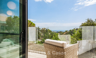 Ruime villa met zeezicht en een separaat gastenverblijf te koop in El Madroñal in Benahavis - Marbella 786455 