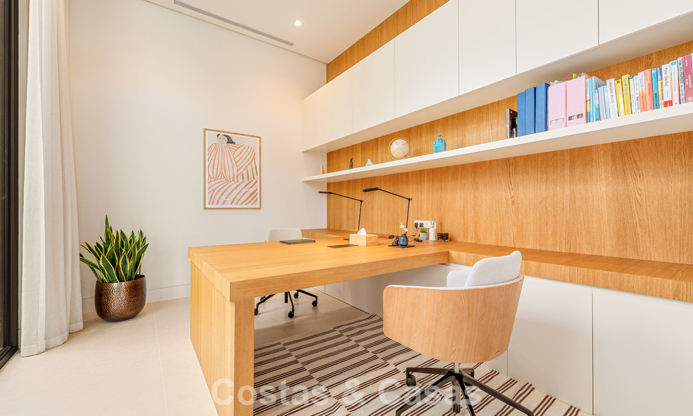 Gesofisticeerde luxevilla te koop dicht bij voorzieningen in Guadalmina en San Pedro, Marbella 786546