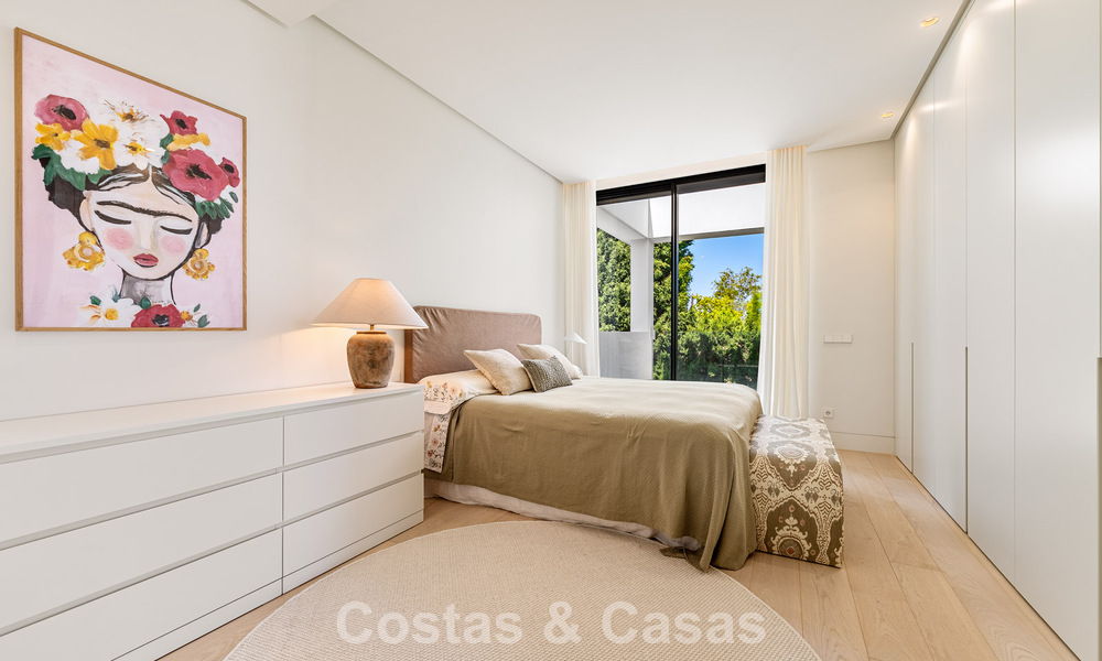 Gesofisticeerde luxevilla te koop dicht bij voorzieningen in Guadalmina en San Pedro, Marbella 786553