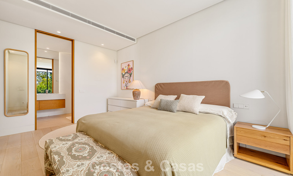 Gesofisticeerde luxevilla te koop dicht bij voorzieningen in Guadalmina en San Pedro, Marbella 786554