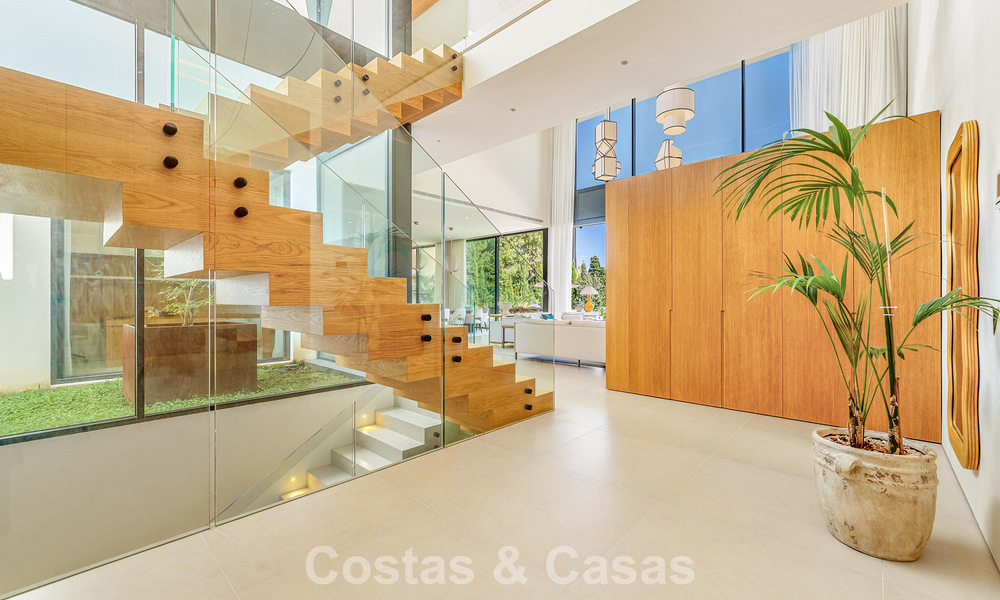 Gesofisticeerde luxevilla te koop dicht bij voorzieningen in Guadalmina en San Pedro, Marbella 786566