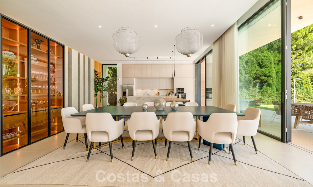 Gesofisticeerde luxevilla te koop dicht bij voorzieningen in Guadalmina en San Pedro, Marbella 786574