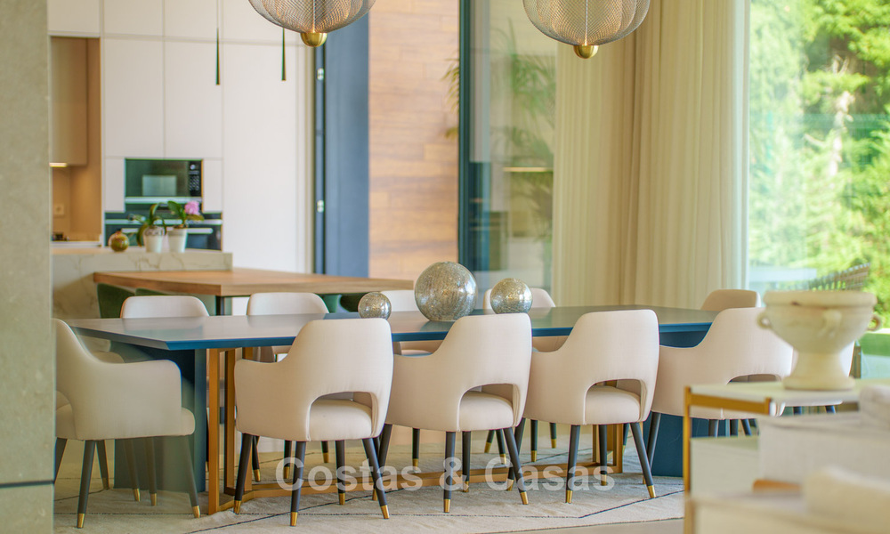 Gesofisticeerde luxevilla te koop dicht bij voorzieningen in Guadalmina en San Pedro, Marbella 786593