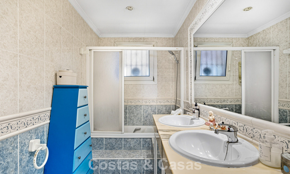 Unieke, ruime gelijkvloerse woning met veel mogelijkheden, centraal gelegen in Marbella centrum 786516