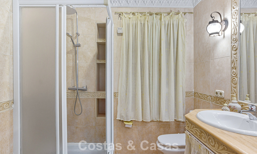 Unieke, ruime gelijkvloerse woning met veel mogelijkheden, centraal gelegen in Marbella centrum 786538