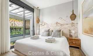 Instapklaar, modernistisch duplex penthouse met zeezicht te koop in Oost-Marbella 786493 