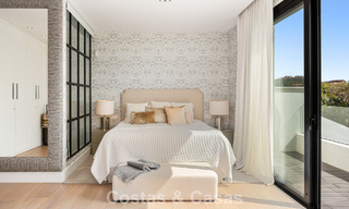 Gemoderniseerde familievilla te koop in een begeerde golfomgeving in Nueva Andalucia, Marbella 786807 