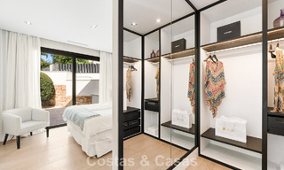 Gemoderniseerde familievilla te koop in een begeerde golfomgeving in Nueva Andalucia, Marbella 786812 