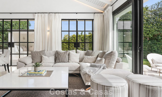 Gemoderniseerde familievilla te koop in een begeerde golfomgeving in Nueva Andalucia, Marbella 786824 