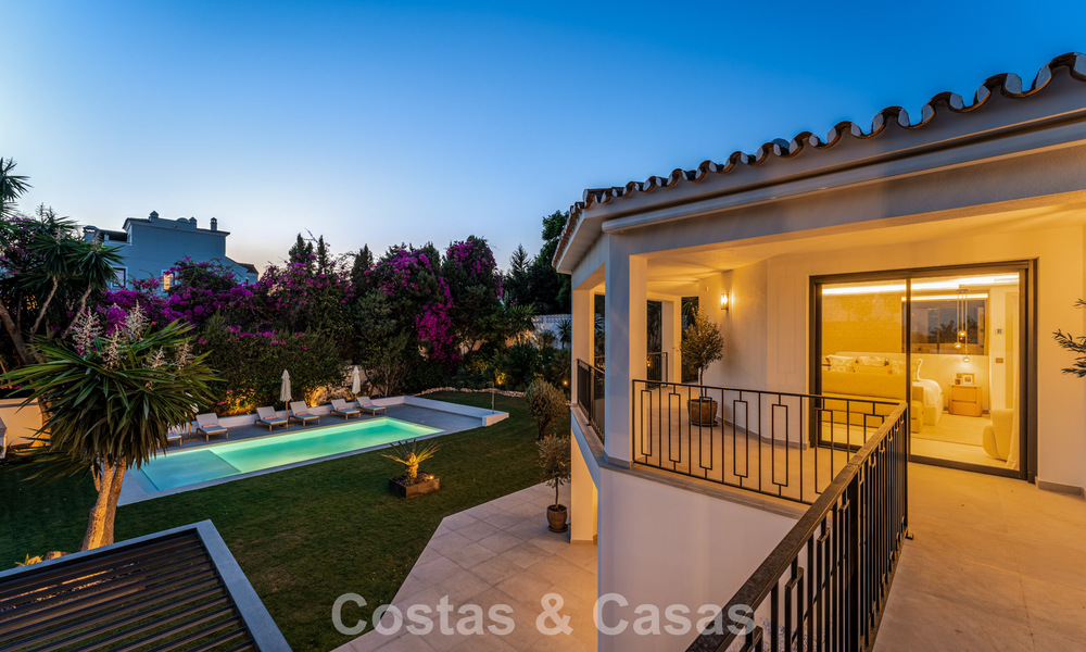 Luxueus gerenoveerd villa met zeezicht te koop aan Marbella’s Golden Mile 786884
