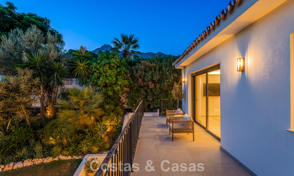 Luxueus gerenoveerd villa met zeezicht te koop aan Marbella’s Golden Mile 786885