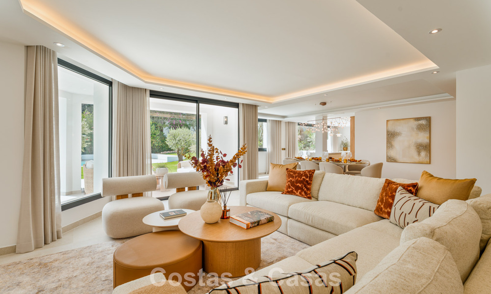 Luxueus gerenoveerd villa met zeezicht te koop aan Marbella’s Golden Mile 786896