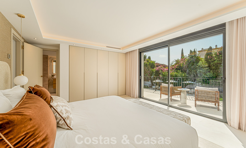 Luxueus gerenoveerd villa met zeezicht te koop aan Marbella’s Golden Mile 786922