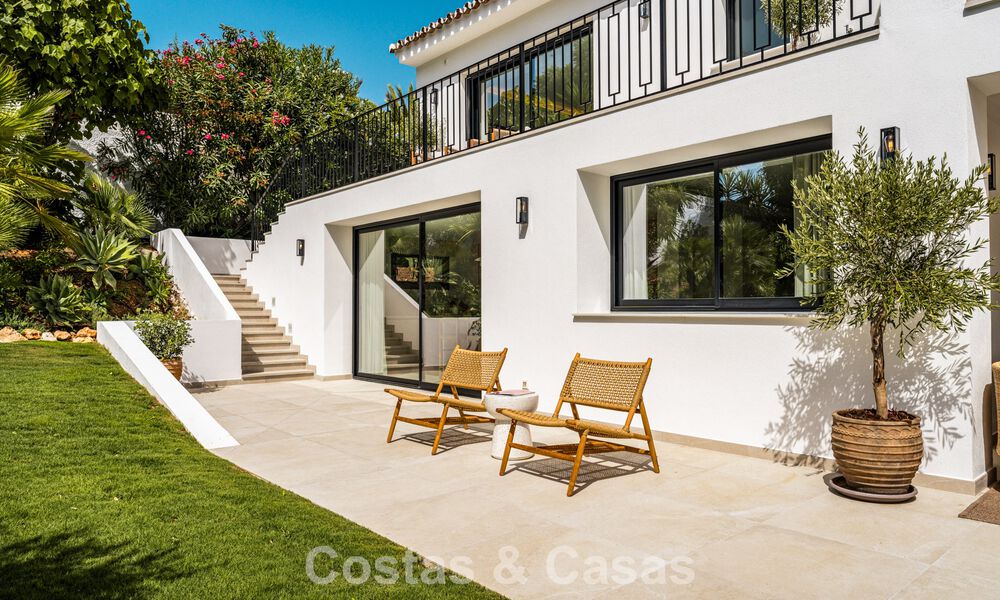 Luxueus gerenoveerd villa met zeezicht te koop aan Marbella’s Golden Mile 786927