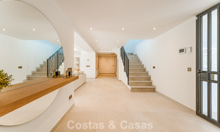 Luxueus gerenoveerd villa met zeezicht te koop aan Marbella’s Golden Mile 786929 